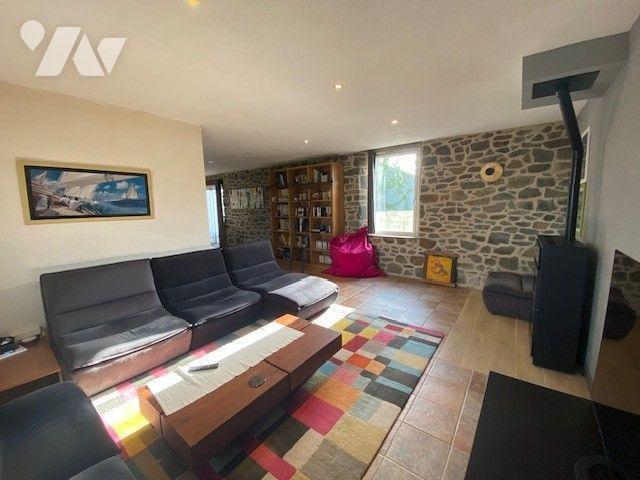Maison 6 pièces 155 m² · à Saint-Domineuc · 155 m² · 350 000 €