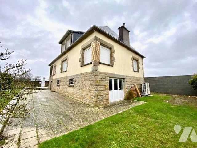 Maison 7 pièces 133 m² · à Plesder · 133 m² · 270 000 €