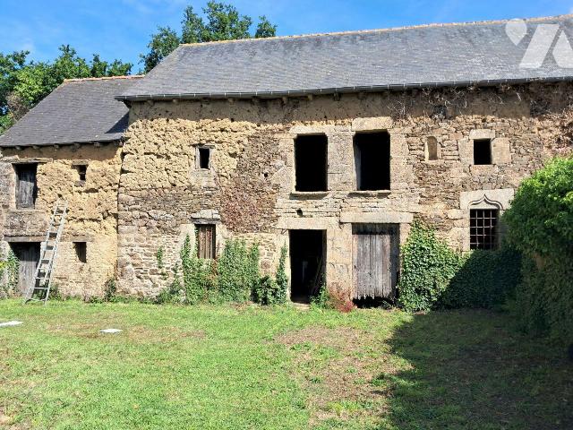 Maison 3 pièces 300 m² · à Saint-Thual · 300 m² · 119 600 €
