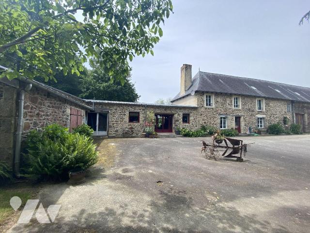 Maison 180m² — Saint-Thual