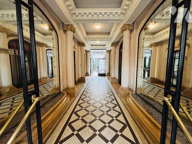 Appartement — Paris 10e Arrondissement