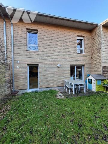 Maison 4 pièces 87 m² · à Saint-Jacques-de-la-Lande · 87 m² · 240 000 €
