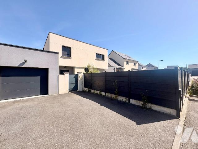 Maison 6 pièces 137 m² · à Domloup · 137 m² · 380 000 €