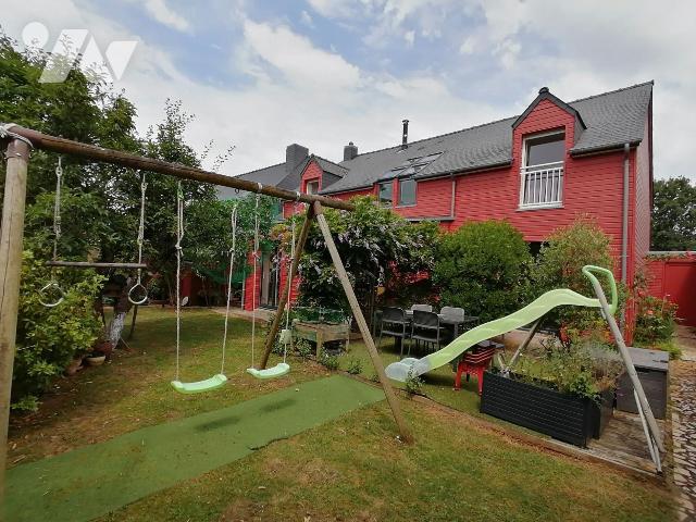 Maison 7 pièces 160 m² · à Chartres-de-Bretagne · 160 m² · 440 000 €