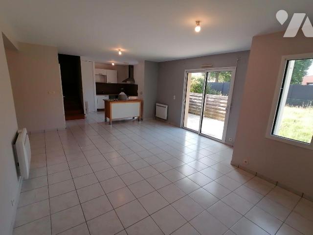 Maison 6 pièces 110 m² · à Goven · 110 m² · 900 €/mois