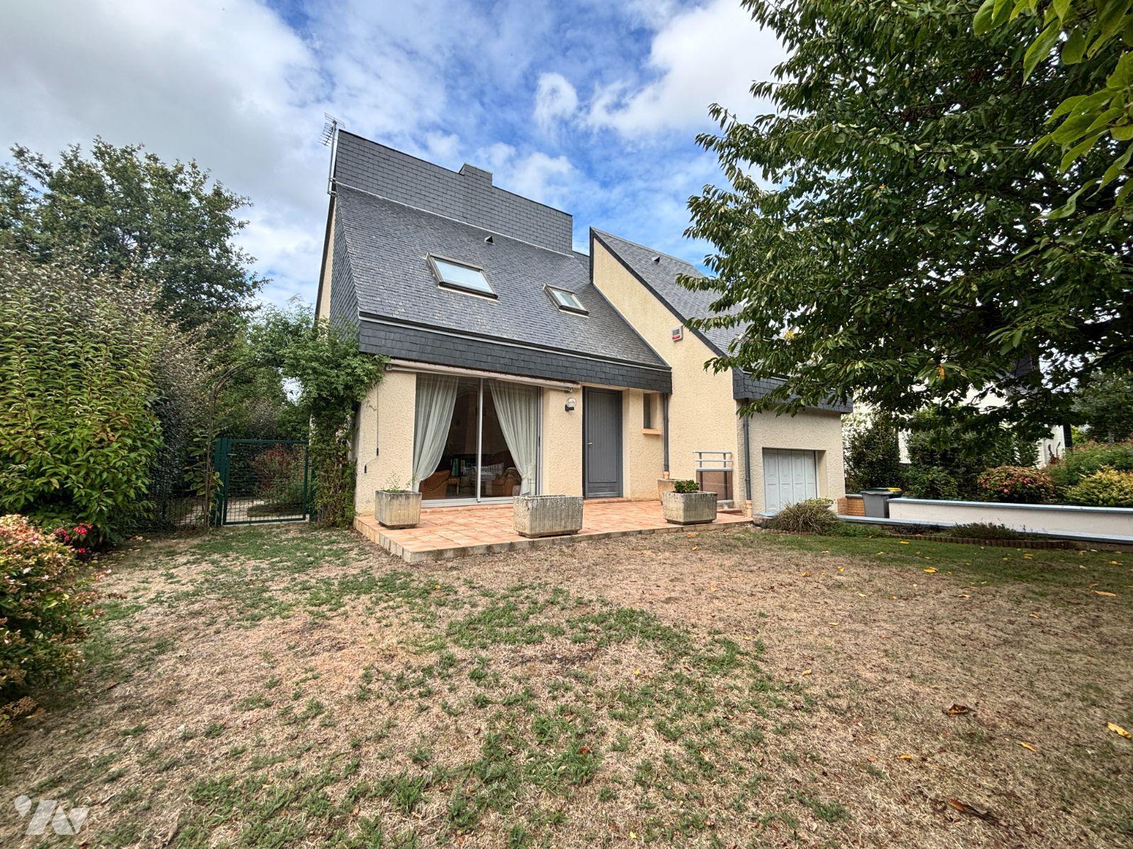 Maison 6 pièces 110 m² · à Noyal-Châtillon-sur-Seiche · 110 m² · 310 000 €