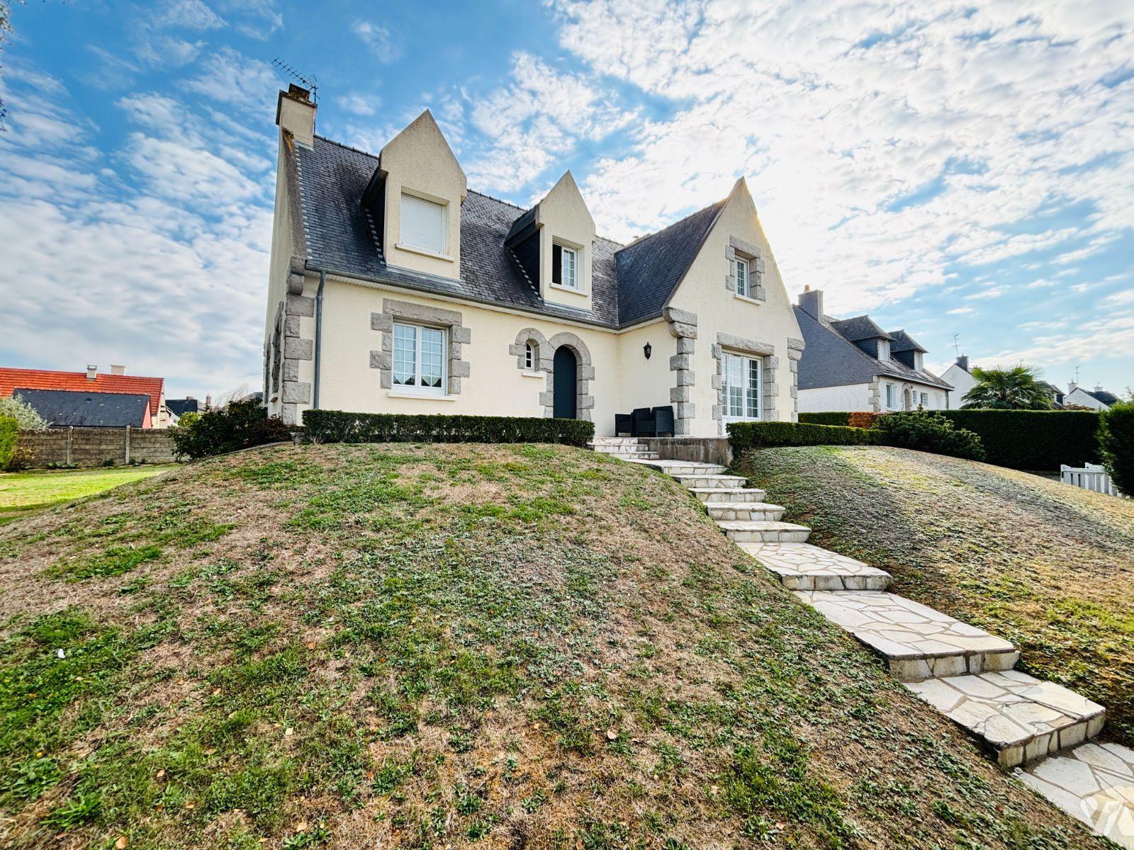 Maison 6 pièces 135 m² · à Noyal-Châtillon-sur-Seiche · 135 m² · 385 000 €