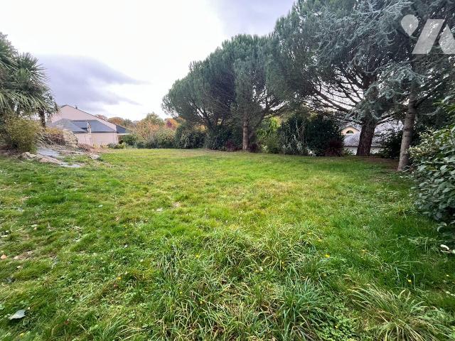 Terrain 1047 m² · à Vitré · 1 047 m² · 210 000 €