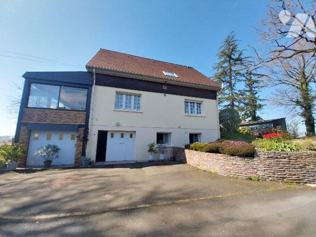 Maison 6 pièces 137 m² · à Pocé-les-Bois · 137 m² · 240 000 €