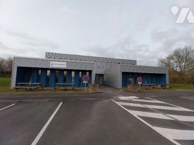 Immeuble 586m² — Châtillon-en-Vendelais