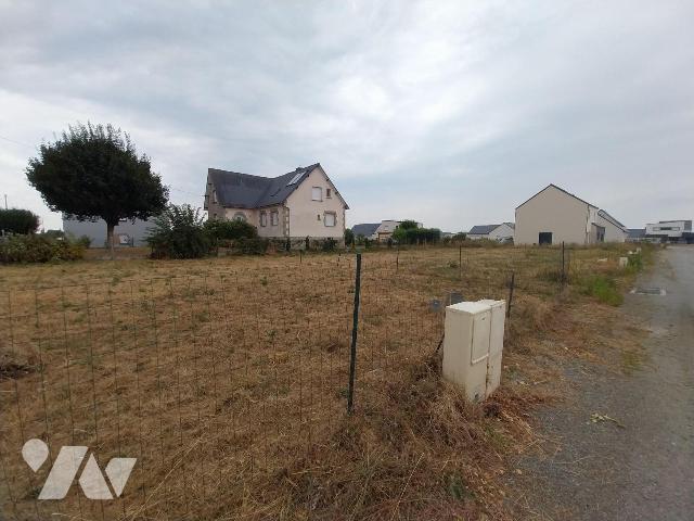 Terrain 350 m² · à Val-d'Izé · 350 m² · 48 500 €