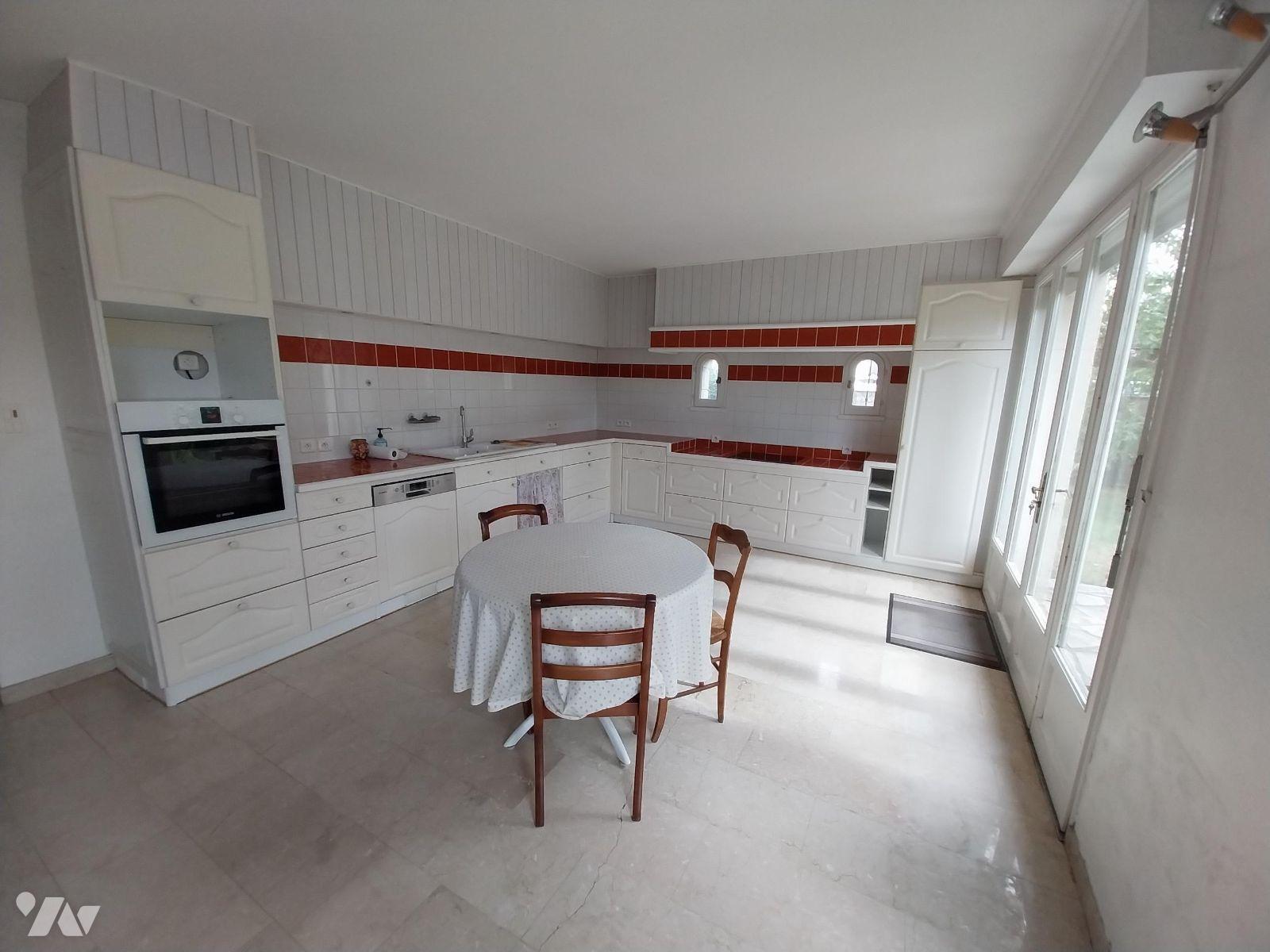 Maison 6 pièces 139 m² · à Vitré · 139 m² · 310 000 €