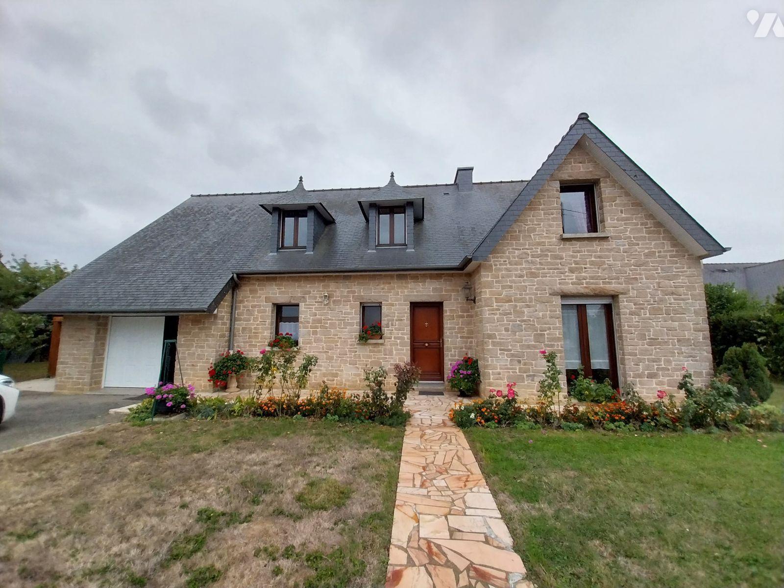 Maison 6 pièces 129 m² · à Val-d'Izé · 129 m² · 290 000 €