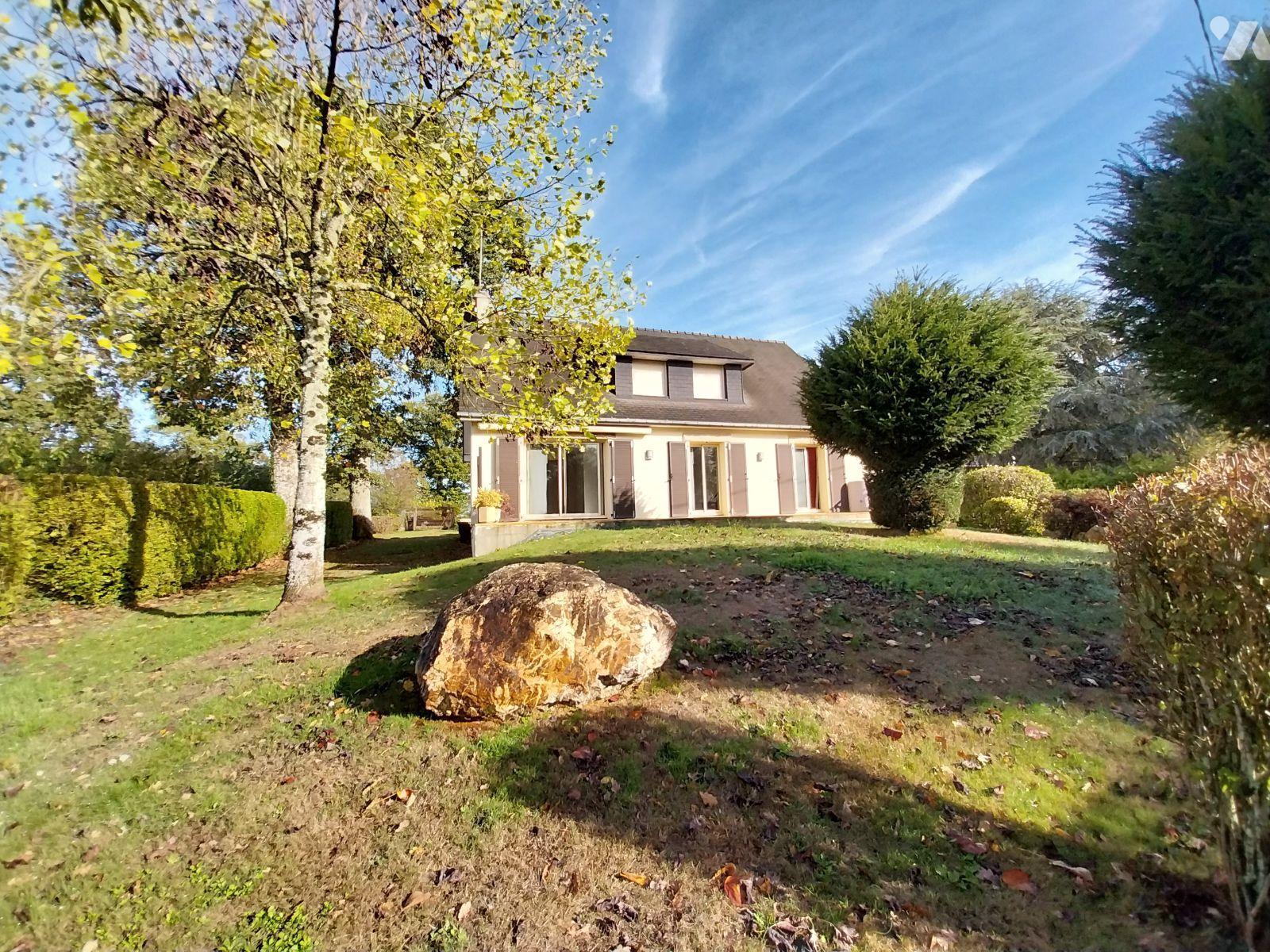 Maison 6 pièces 142 m² · à Erbrée · 142 m² · 215 000 €