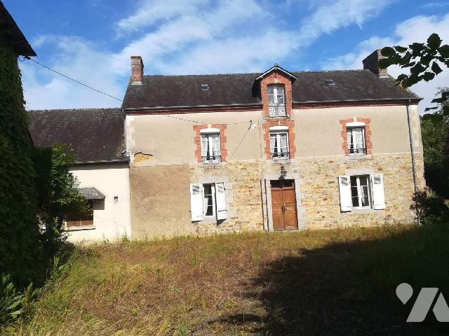 Maison 6 pièces 150 m² · à Chasné-sur-Illet · 150 m² · 250 000 €