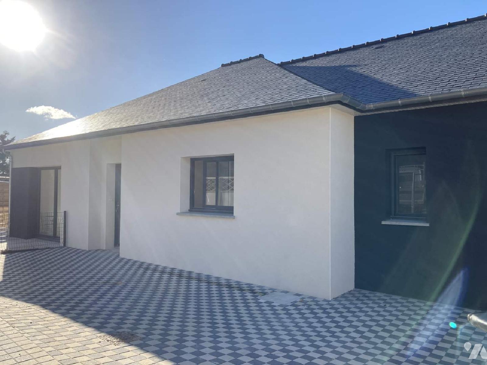 Maison 5 pièces 121 m² · à Saint-Ouen-des-Alleux · 121 m² · 980 €/mois