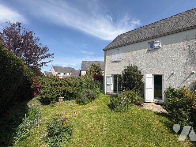 Maison 4 pièces 83 m² · à Bourgbarré · 83 m² · 215 000 €