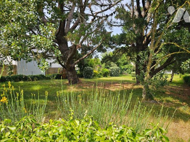 Terrain 447 m² · à Cancale · 447 m² · 161 500 €
