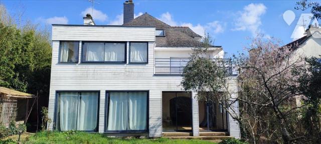 Maison 10 pièces 239 m² · à Redon · 239 m² · 310 000 €