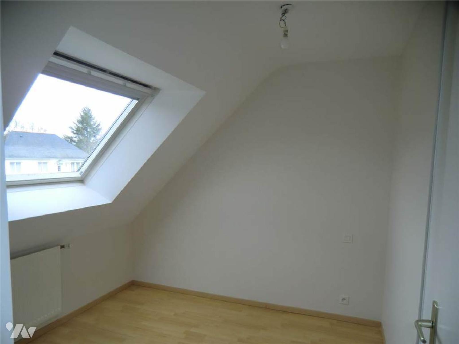 LOCATION maison-ST VINCENT SUR OUST (56)