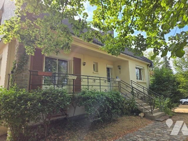 Maison 5 pièces 131 m² · à Saint-Vincent-sur-Oust · 131 m² · 230 000 €