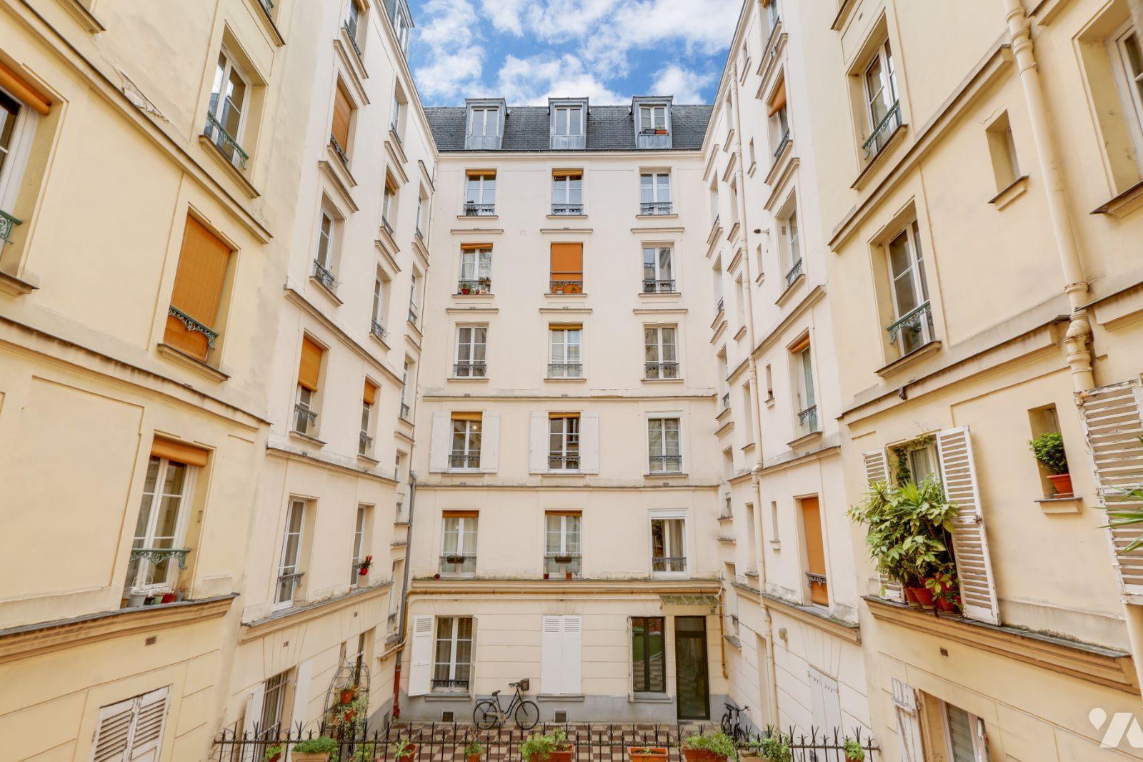 Appartement 27 m² · à Paris 18e Arrondissement · 27 m² · 1 200 €/mois