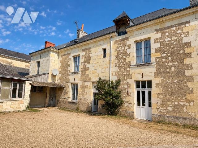 Maison 6 pièces 205 m² · à Huismes · 205 m² · 253 600 €
