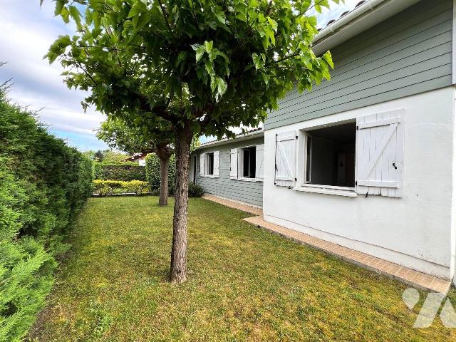 Maison 8 pièces 139 m² · à Escource · 139 m² · 275 000 €