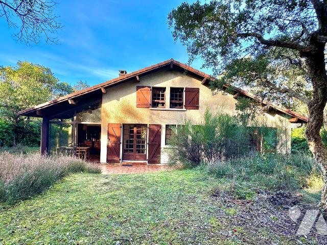 Vente - Maison / villa - CAPBRETON - 138 m² - 5 pièces - 40030/1205905/584