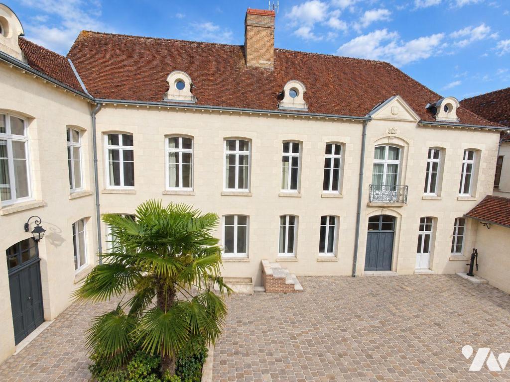 Maison 11 pièces 395 m² · à Romorantin-Lanthenay · 395 m² · 430 000 €