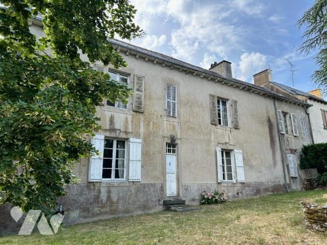 Maison 183m² — Rougé