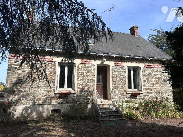 Maison 10 pièces 200 m² · à Rougé · 200 m² · 230 000 €