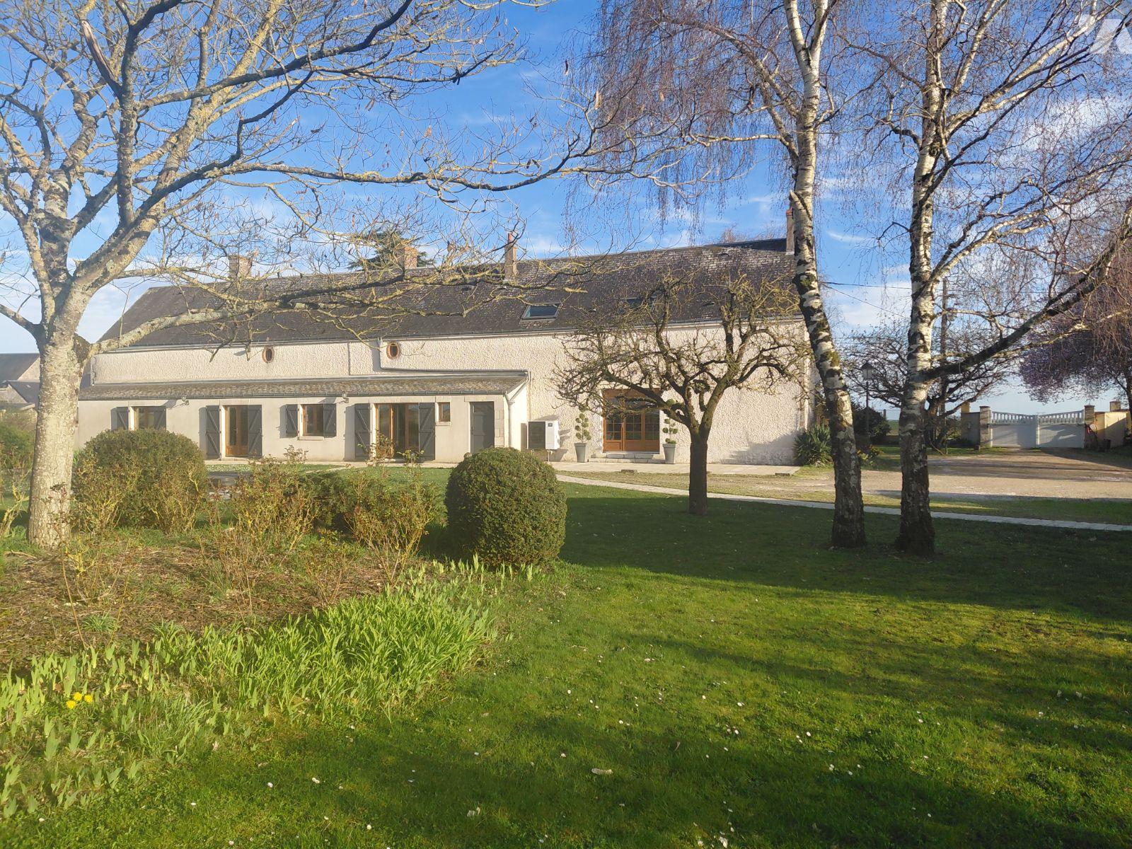 Maison 350m² — Josnes