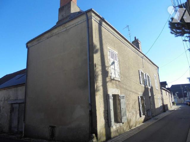 Maison 6 pièces 166 m² · à Beaugency · 166 m² · 135 000 €