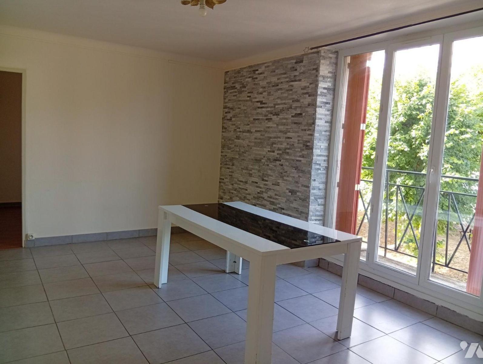 Appartement 3 pièces 58 m² · à Beaugency · 58 m² · 75 000 €