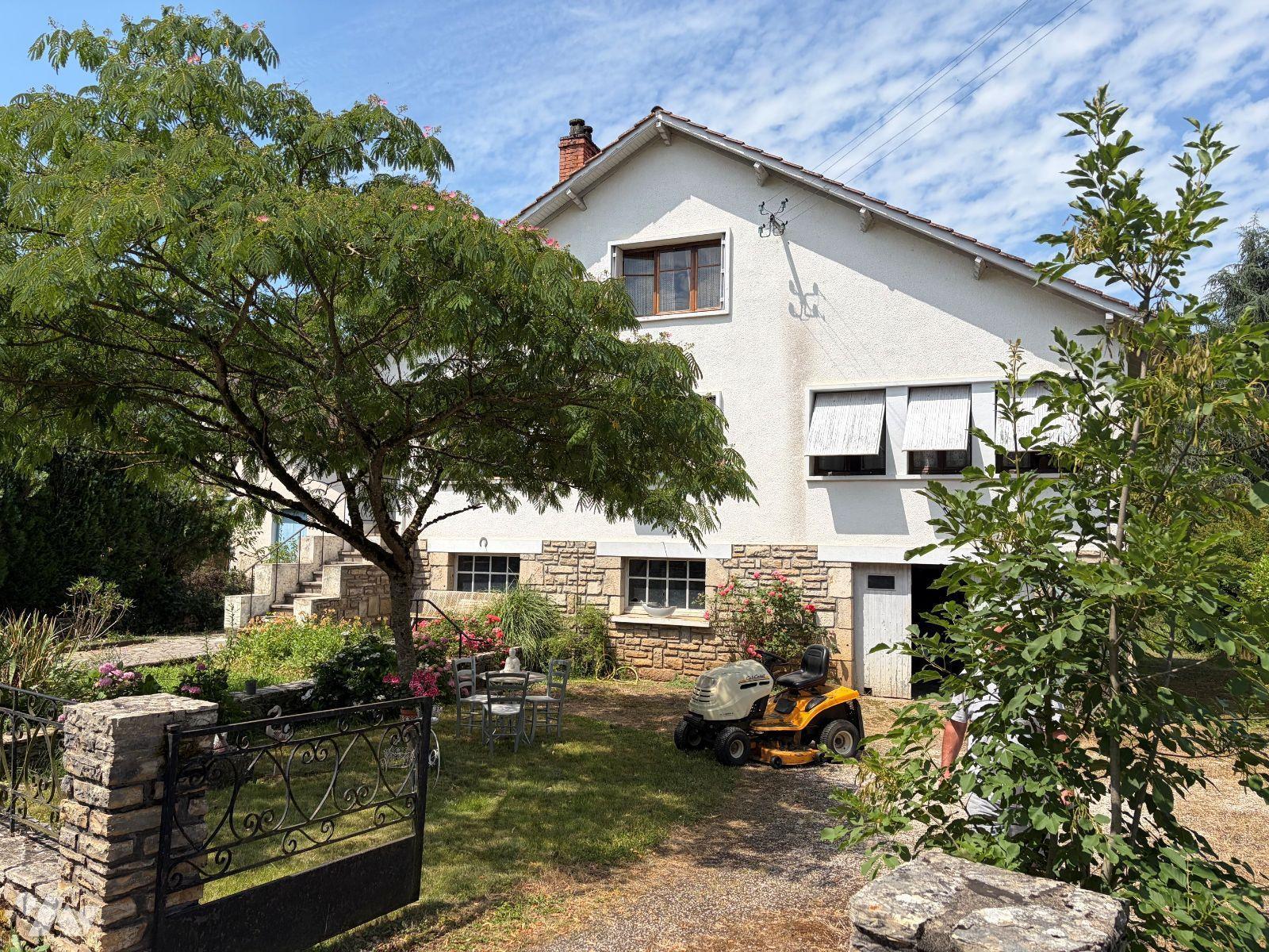 Maison 6 pièces 137 m² · à Cajarc · 137 m² · 180 000 €