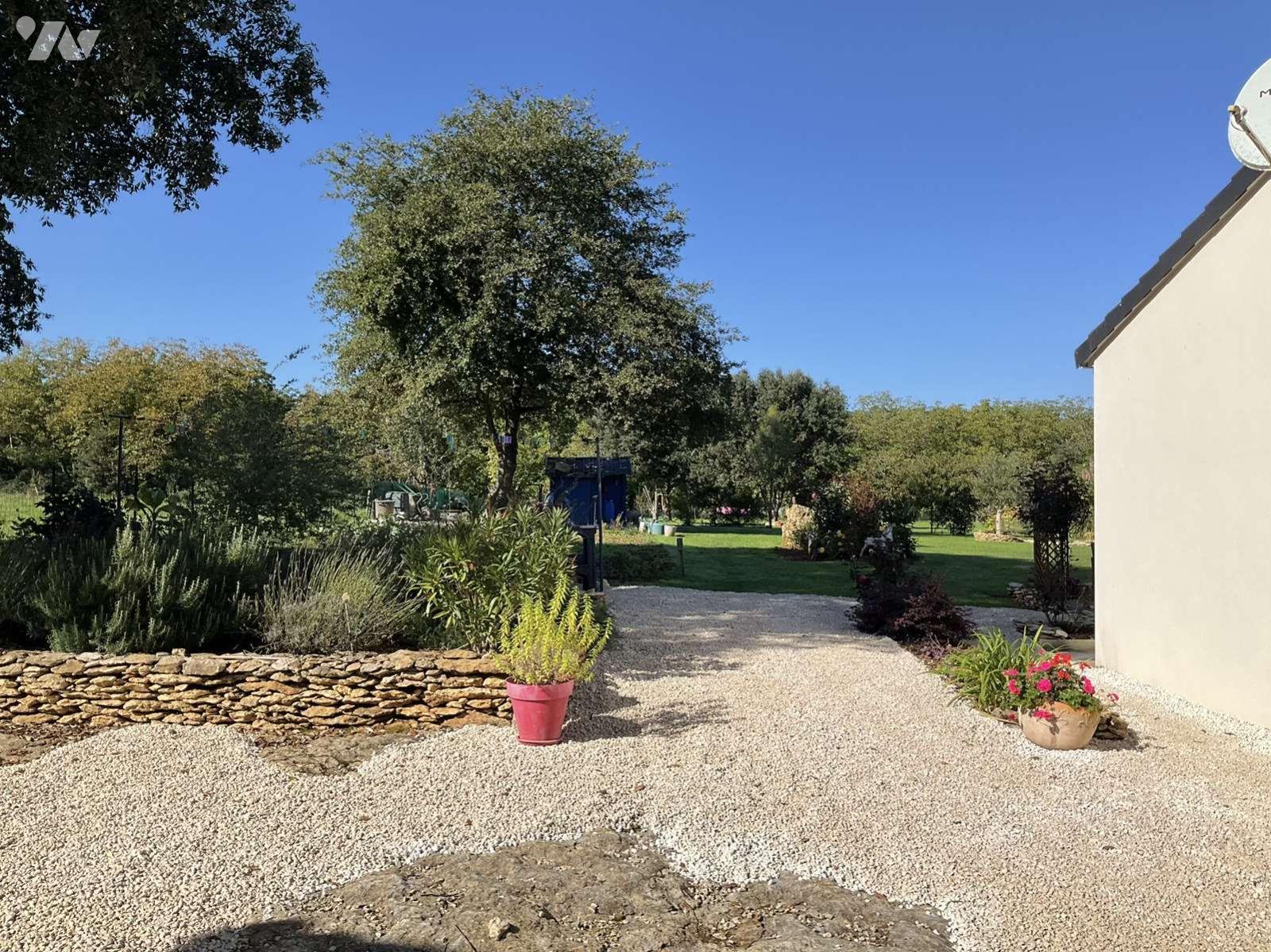 VENTE maison-GOURDON (46)