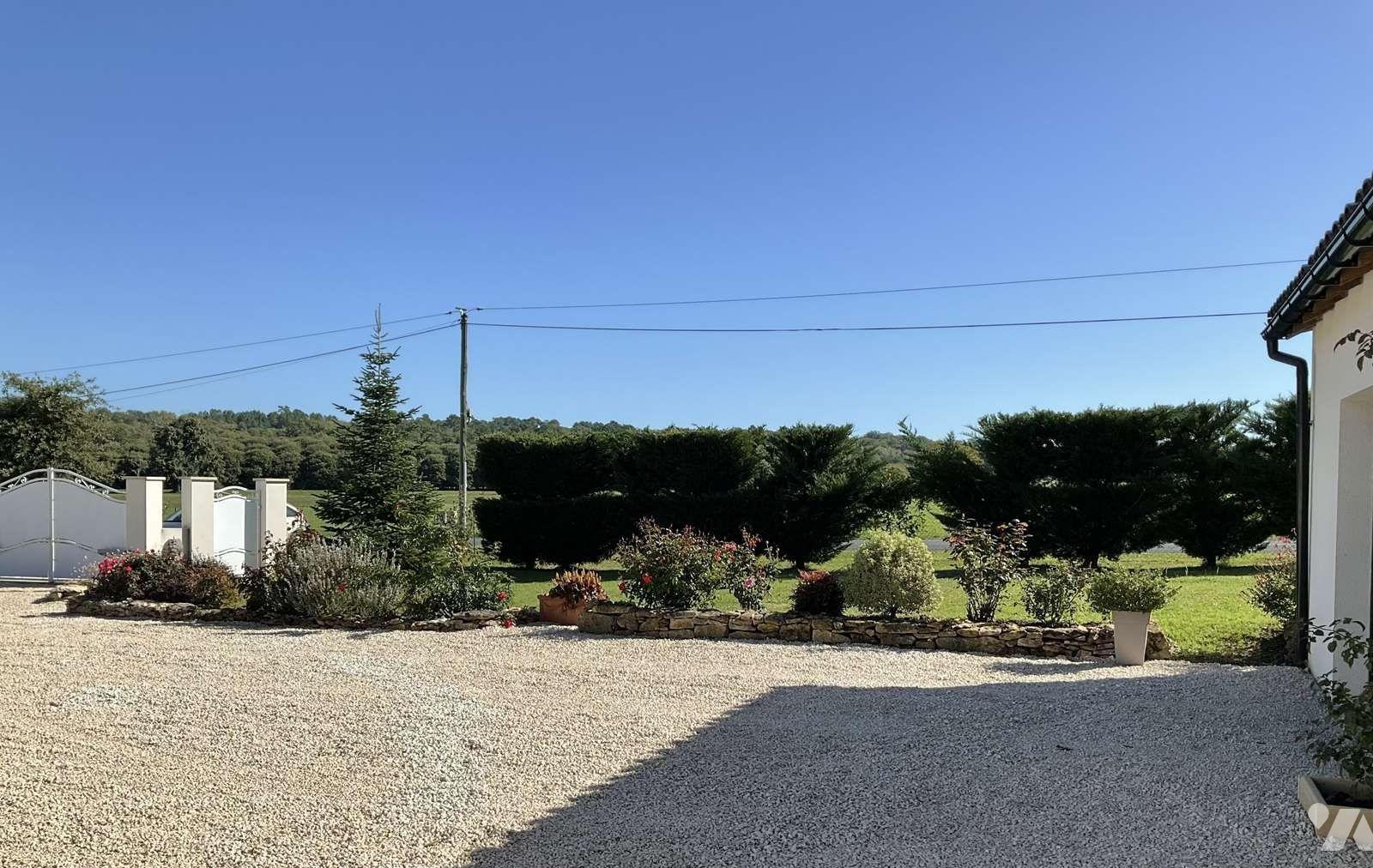 VENTE maison-GOURDON (46)