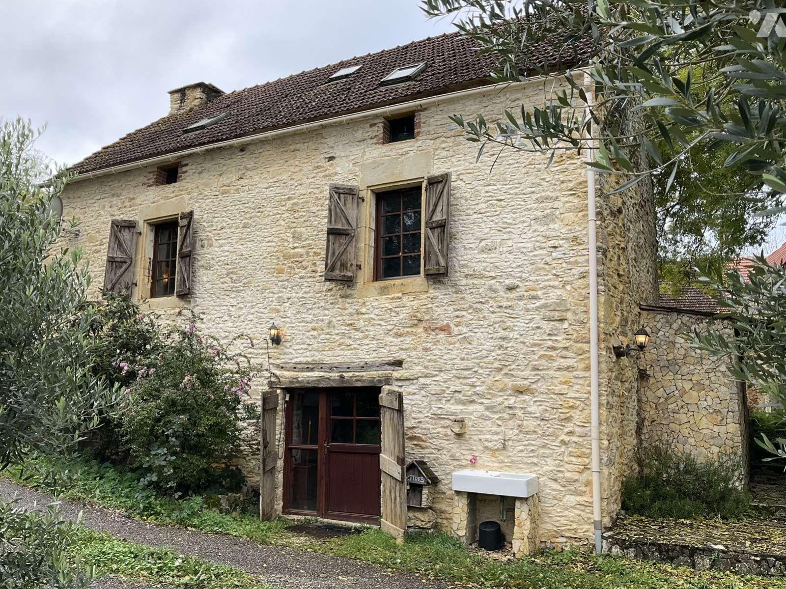 VENTE maison-GOURDON (46)