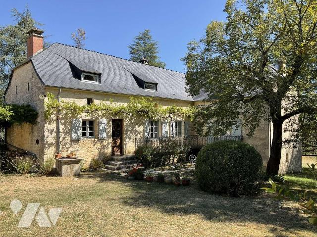 Maison 13 pièces 354 m² · à Souillac · 354 m² · 757 300 €
