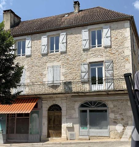 Vente - Maison / villa - SOUILLAC - 216 m² - 8 pièces - 46051/46051/321