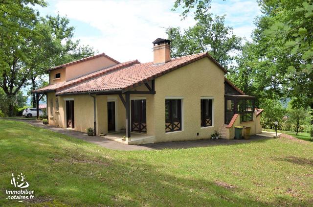 Vente - Maison - Figeac - 150.00m² - 6 pièces - Ref : 46055/MAIS/915