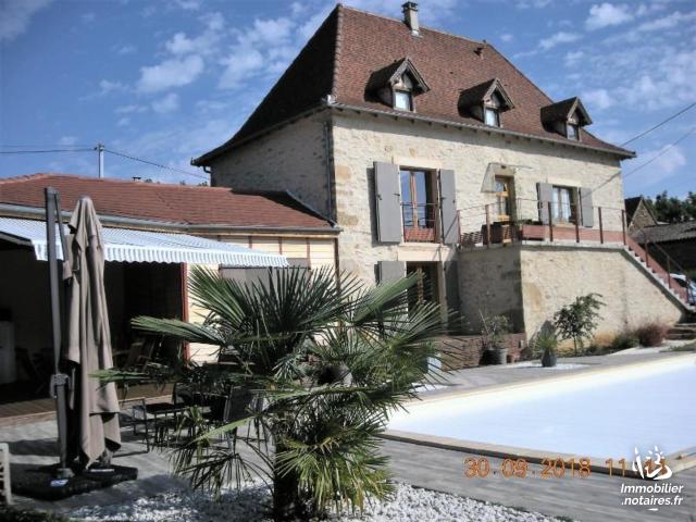 Vente - Maison - Figeac - 180.00m² - 6 pièces - Ref : 46055/MAIS/740