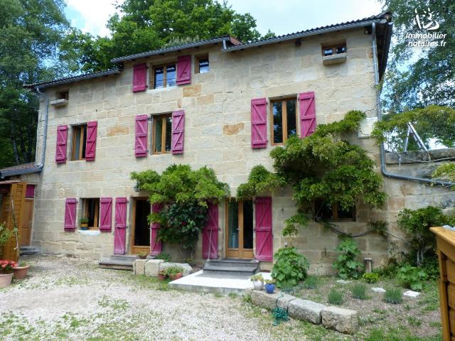 Vente - Maison - Figeac - 171.00m² - 5 pièces - Ref : 46055/MAIS/810