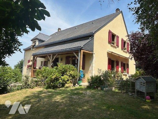 Maison 9 pièces 204 m² · à Baugé-en-Anjou · 204 m² · 335 000 €