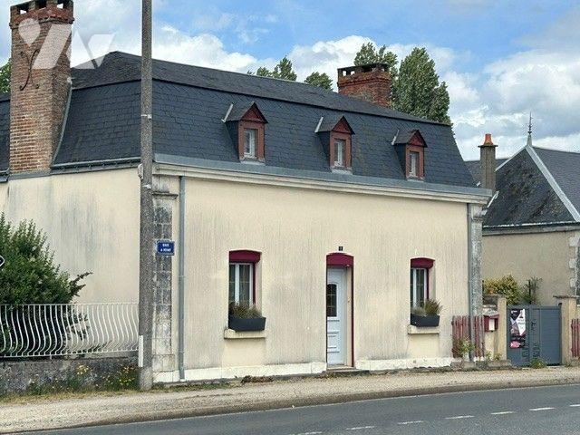 Maison 5 pièces 151 m² · à Noyant-Villages · 151 m² · 185 000 €