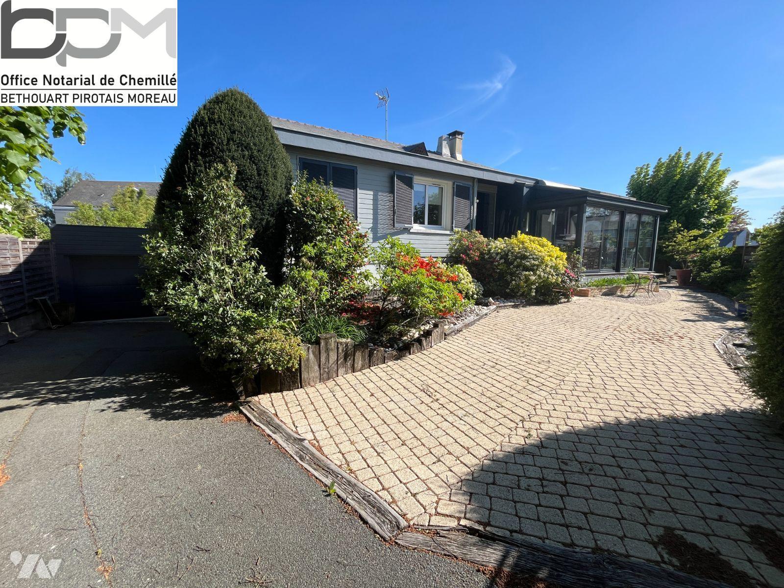 Maison 7 pièces 195 m² · à Chemillé-en-Anjou · 195 m² · 350 000 €