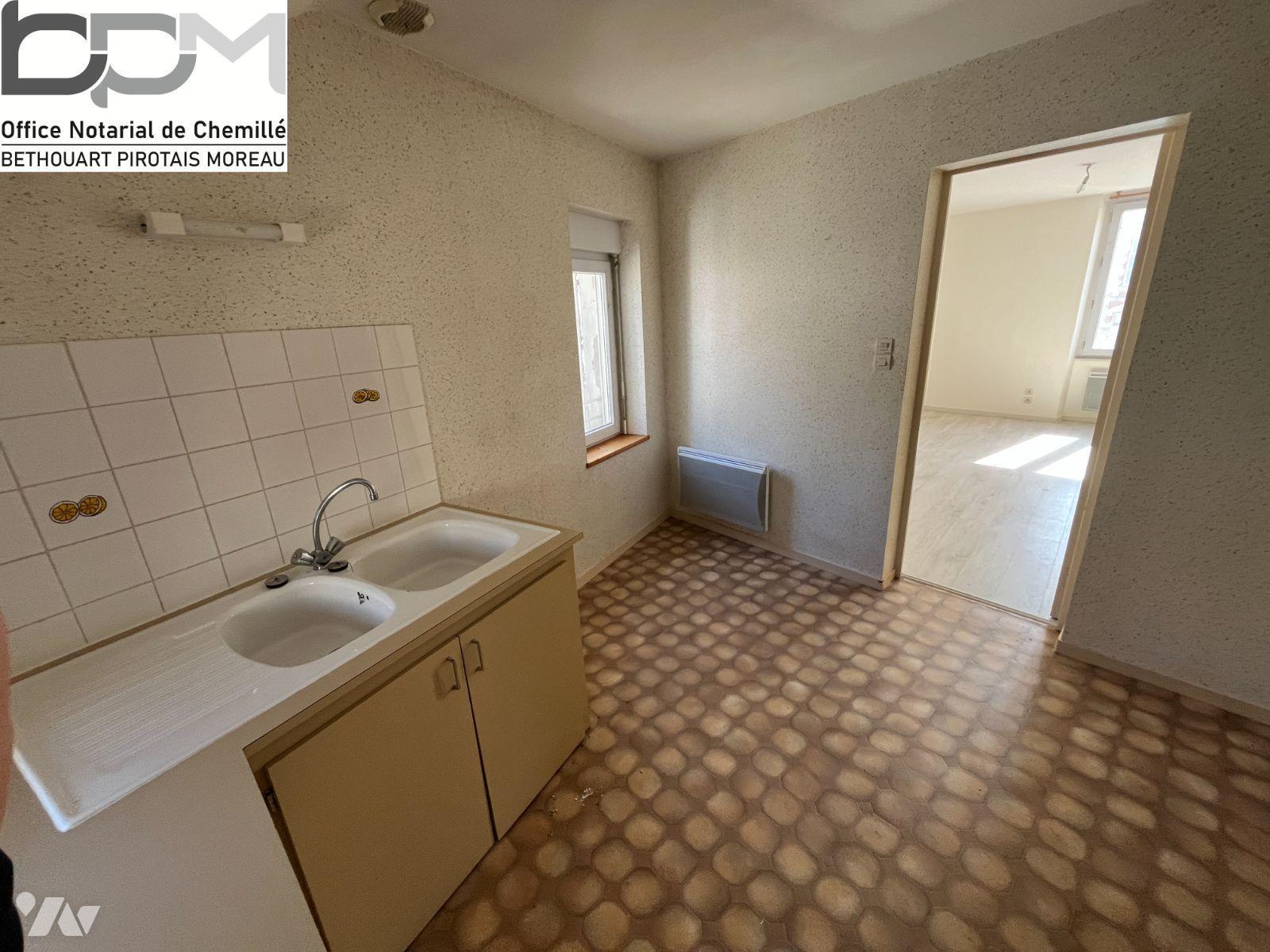 Immeuble 3 pièces 135 m² · à Chemillé-en-Anjou · 135 m² · 220 000 €