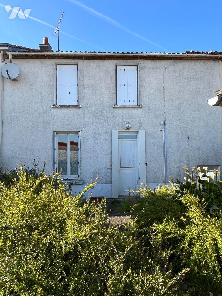 Maison 3 pièces 70 m² · à Chemillé-en-Anjou · 70 m² · 40 000 €
