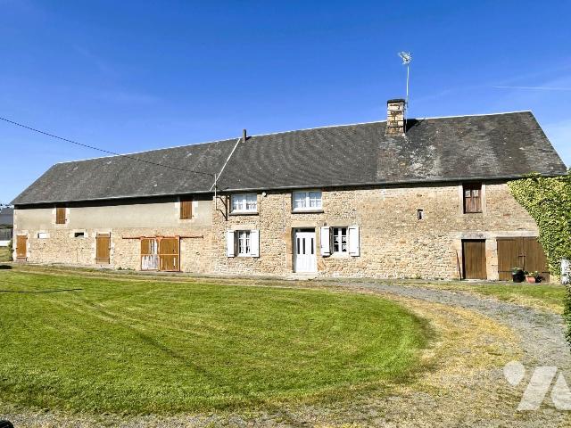 Maison 5 pièces 122 m² · à Le Val-Saint-Père · 122 m² · 240 000 €